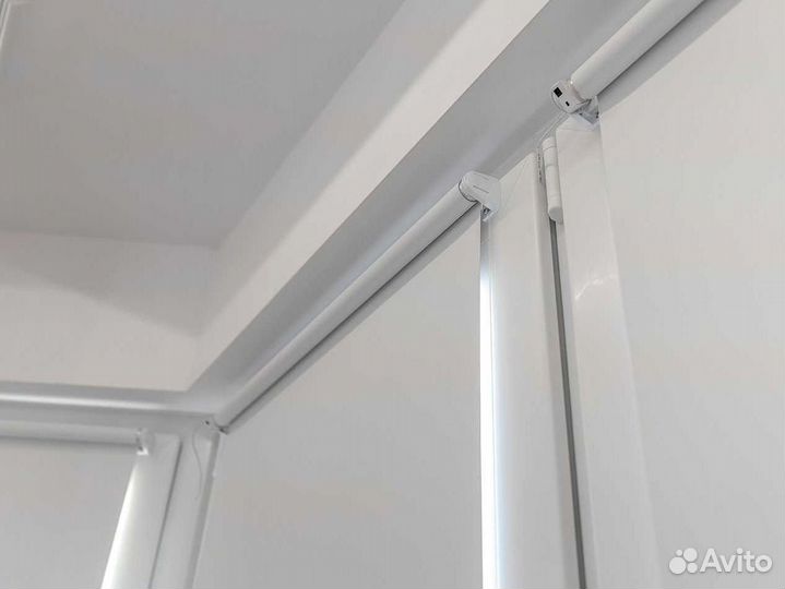 Рулонные шторы мини блэкаут тканевые