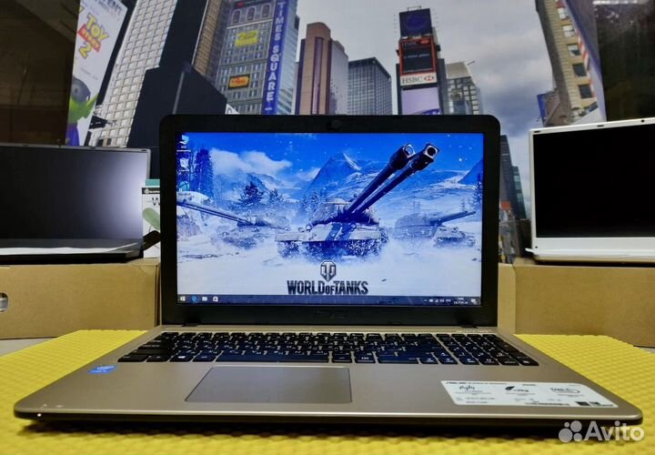 Ноутбук asus i3-5005/ssd250/hdd1000