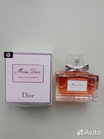 Женский аромат Miss Dior Absolutely Blooming