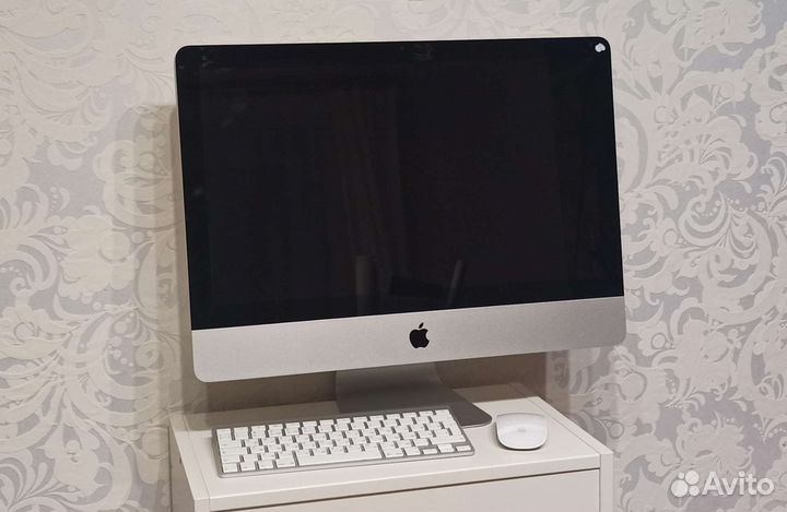 Apple iMac 21.5 2010