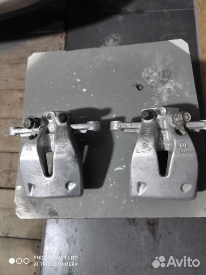 Суппорт Toyota avensis 2