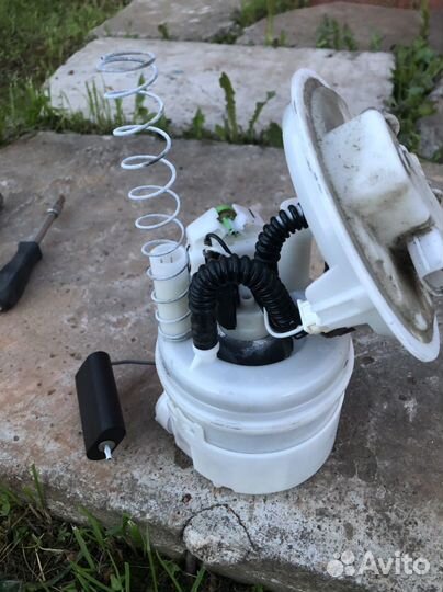 Садеро 2, логан 2 топливный насос