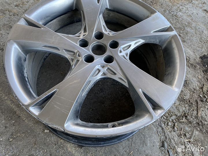 Колесный диск Genesis GV80 R22 оригинал