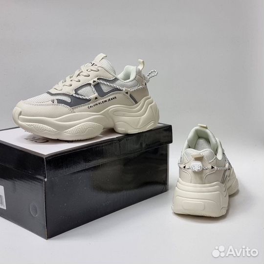 Calvin Klein кроссовки женские