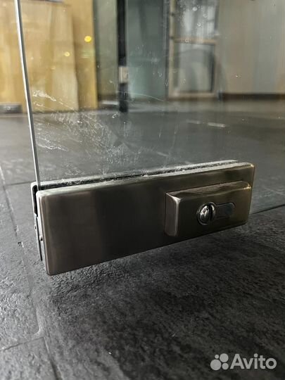 Двери из каленого стекла