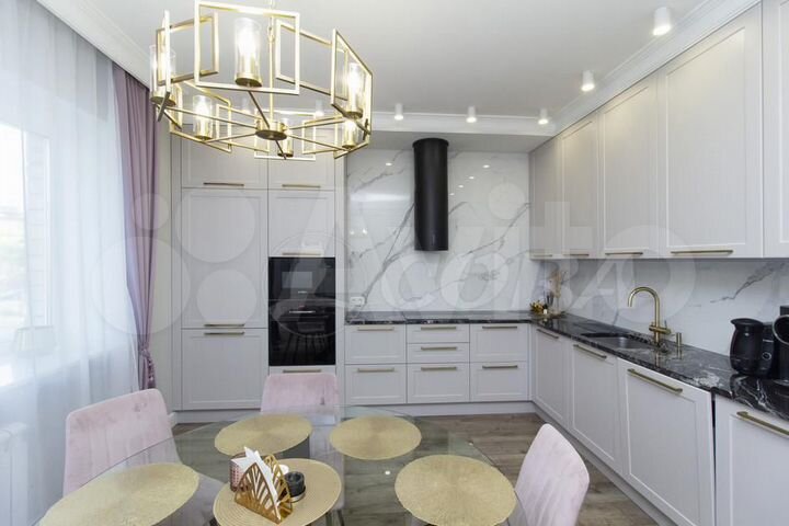 4-к. квартира, 146 м², 2/6 эт.