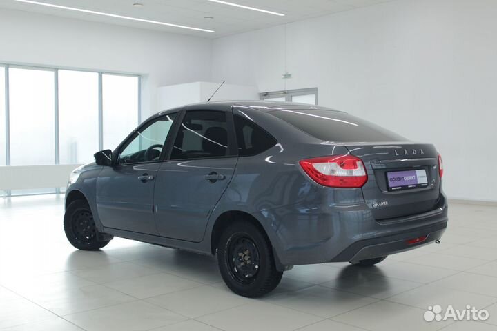 LADA Granta 1.6 МТ, 2021, 106 000 км