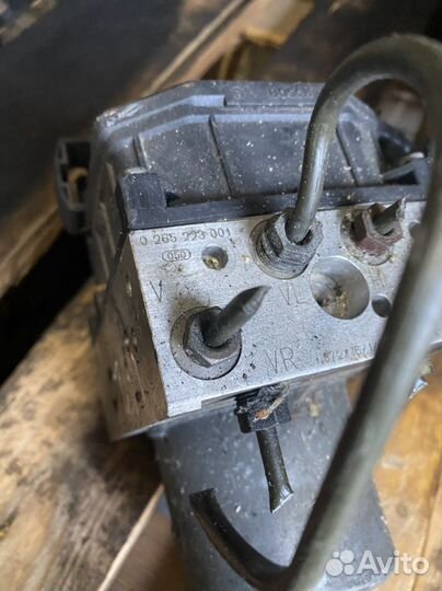 Блок абс bmw e39 001