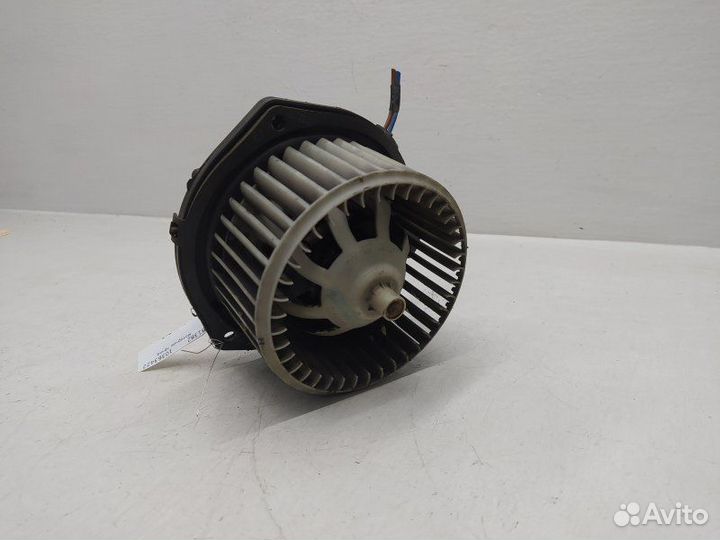 Б/У Б/У Моторчик печки Европа. 570630200 Iveco