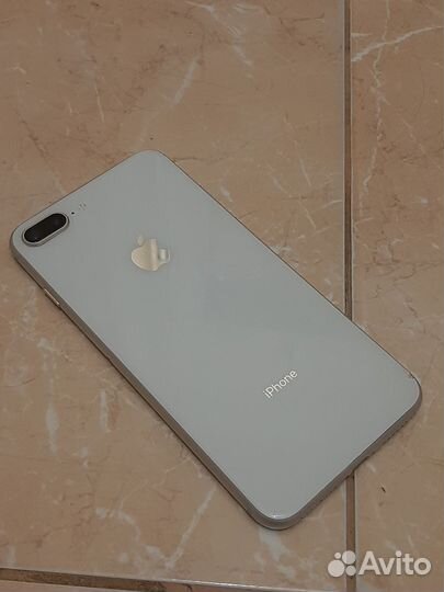 iPhone 8 Plus, 64 ГБ