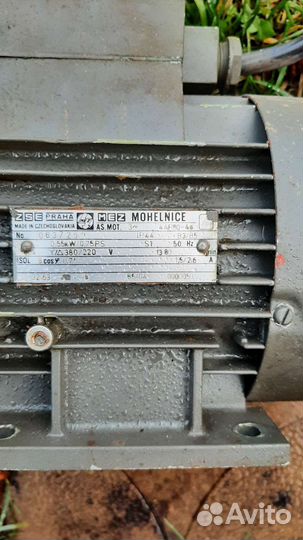 Электродвигатель 220в 0,55кВ