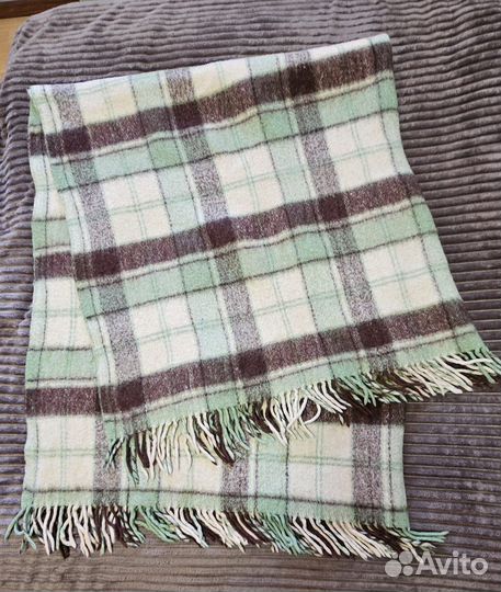 Плед шерстяной бу