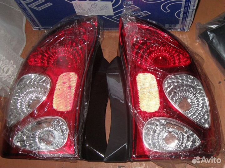 Фонарь задний правый Шевроле Ланос Заз Сенс 2002