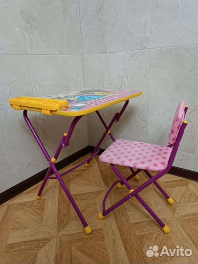 Детский стол и стул