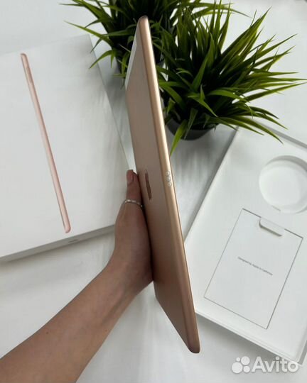 iPad 7 (2019) 32Gb Gold. (Б/У. Ростест)