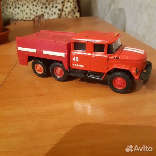 Модель 1 43 Камаз 53213 молоковоз