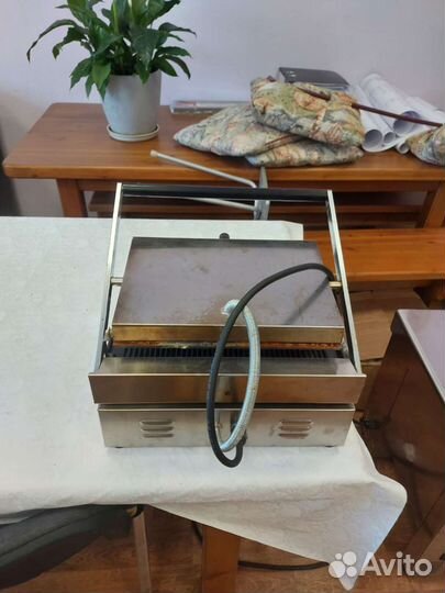 Контактный гриль