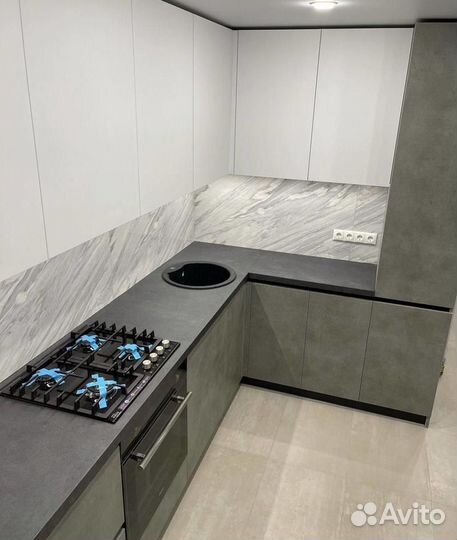 Кухня угловая на заказ 