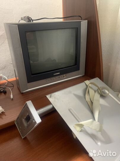 Телевизор samsung