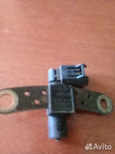 Датчик положения коленвала