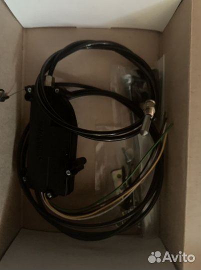 Замок капота Defen time