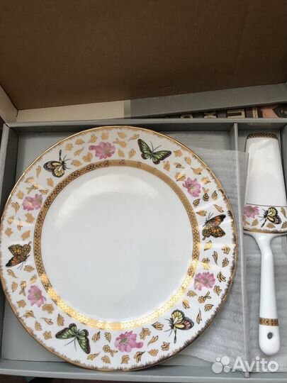 Блюдо сервировочное с лопаткой