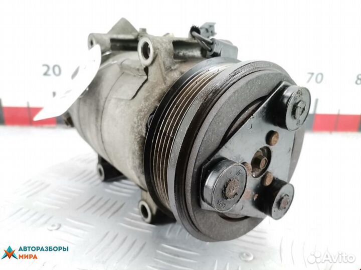 Компрессор кондиционера Ford Focus 2 2007 1677171