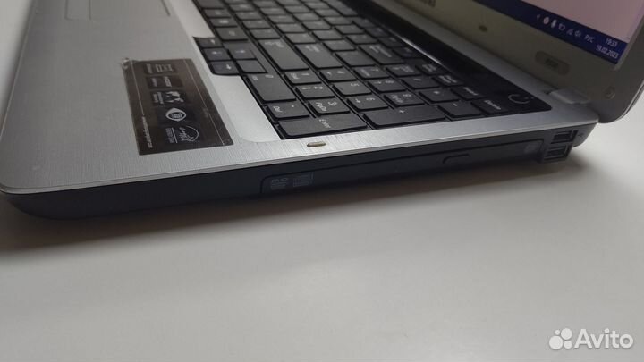 Ноутбук Samsung R530