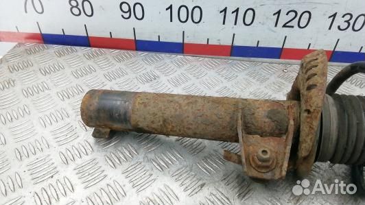 Стойка передняя правая skoda octavia A5 (NML18N501