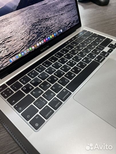 Macbook pro 13 2020 m1