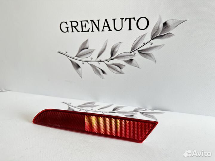 Mazda CX 7 катафот заднего бампера правый 10-12