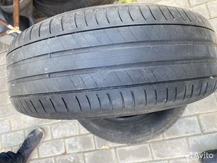 Michelin Energy XV1 215/60 R16
