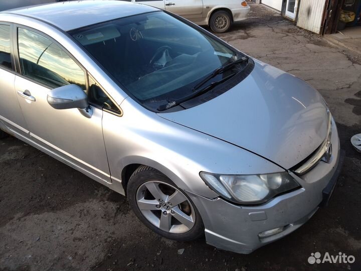 Разбор honda civic 4d