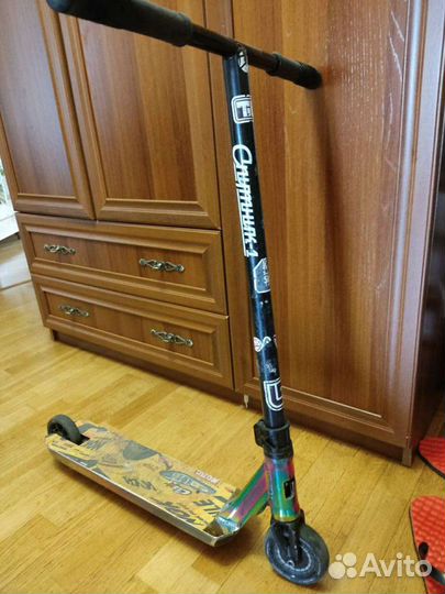 Трюковой самокат