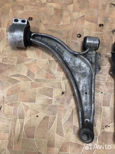 Рычаг передний Opel Astra j