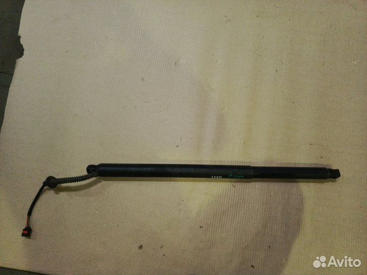 Киа Просид амортизатор двери багажника