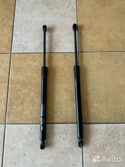 Обшивка для багажника Hyundai Santa Fe 2013г