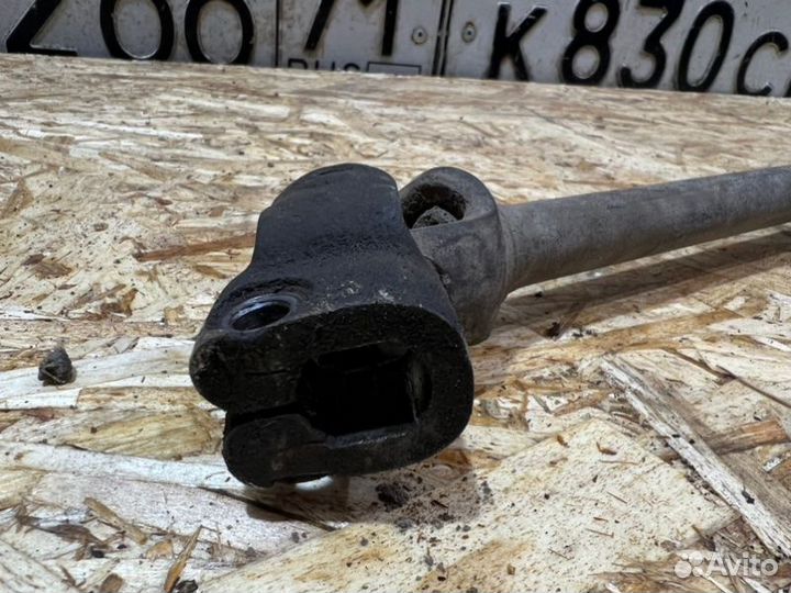 Рулевой карданчик Audi A5 купе 2.0 2010