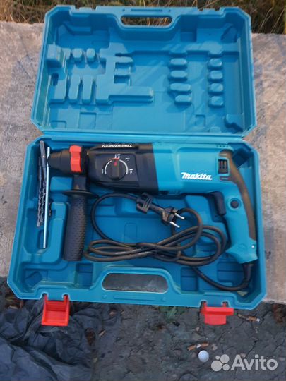 Перфоратор makita