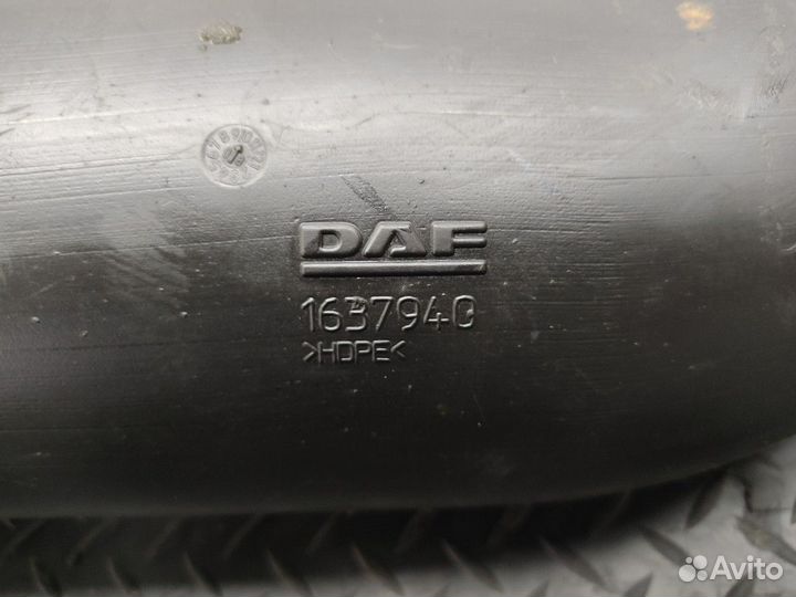 1637940 Патрубок воздушного фильтра Daf XF105