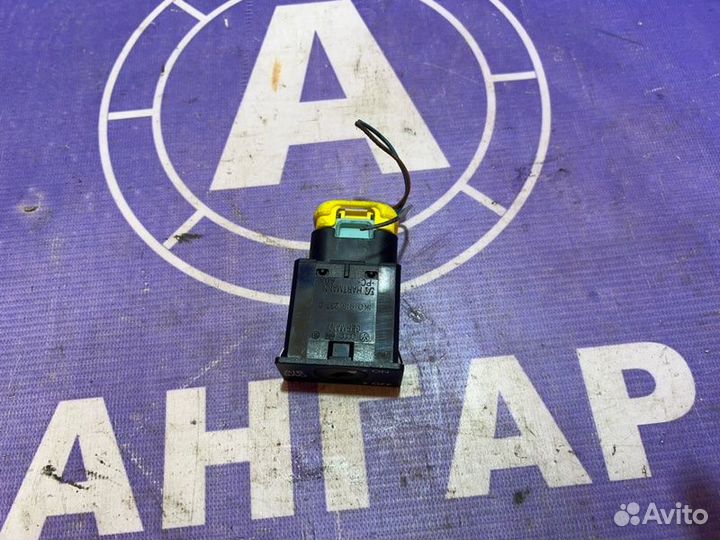 Выключатель подушек безопасности Volkswagen