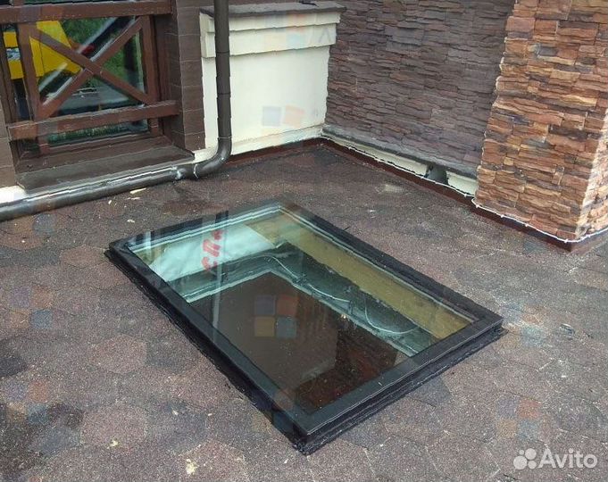 Мансардное окно из профиля Rehau глухое 840x740 мм