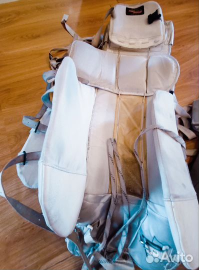 Вратарские щитки 34