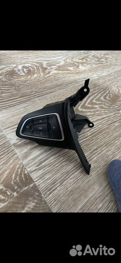 Кнопки на руль ford F1er-14k147-bb