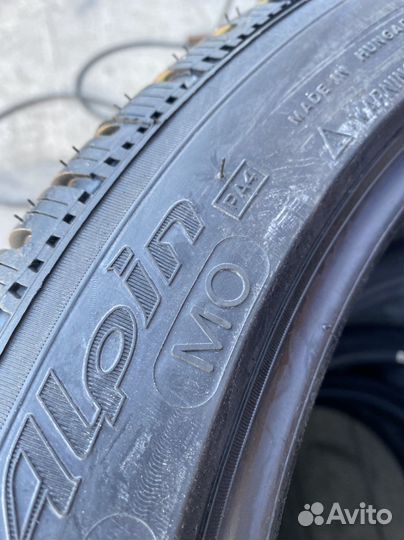 Michelin Pilot Alpin PA4 235/45 R19 99V
