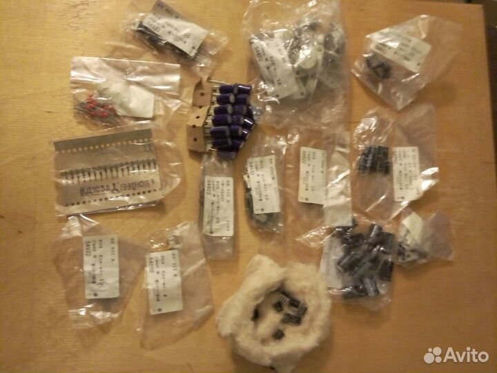 Транзисторы, диоды, конденсаторы