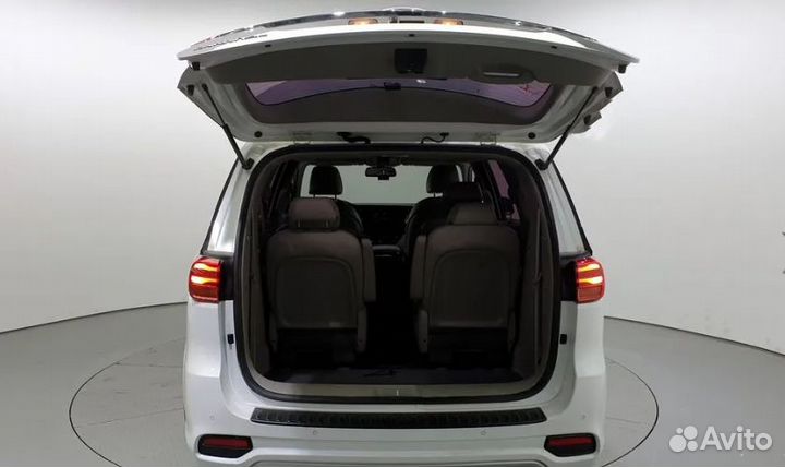 Kia Carnival 2.2 AT, 2018, 101 000 км