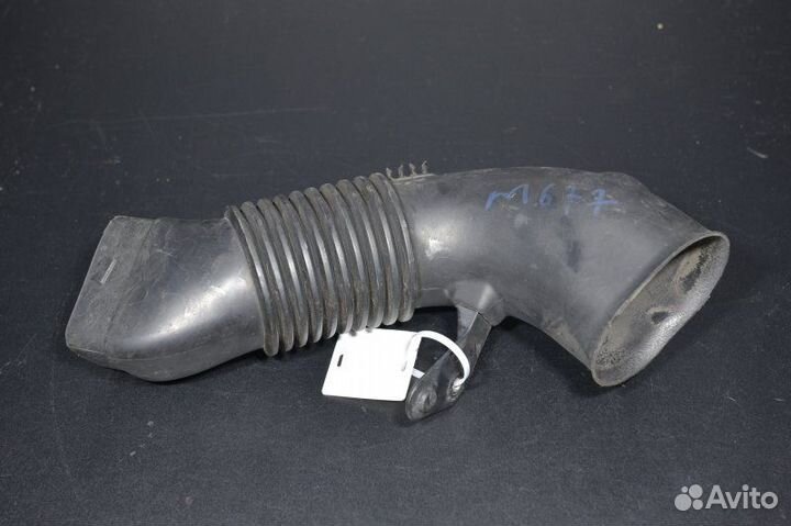 Патрубок воздушного фильтра Bmw 5 E60