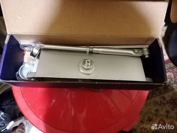 Доводчики дверей нора 5 с