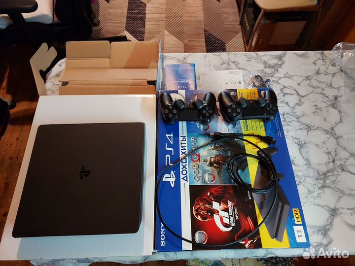 Sony ps4 slim 1tb